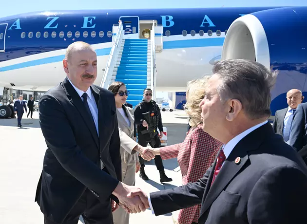 Ильхам Алиев прибыл в Турцию с рабочим визитом