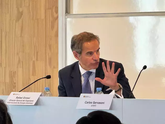 Руководитель МАГАТЭ прилетел в Иран