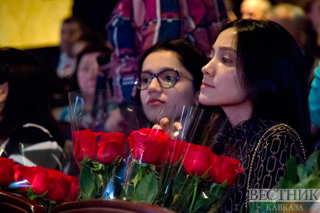 В Баку представят оперу Вайнштейна "Золушка" в постановке "Геликона"