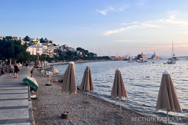 Общественный пляж в Турции