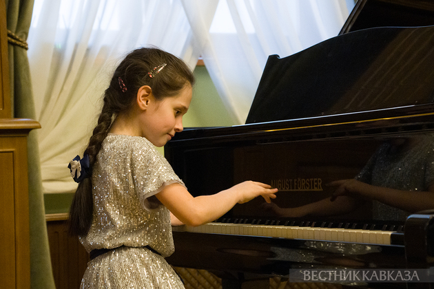 В Москве прошел международный конкурс имени Кара Караева