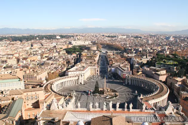 Площадь Святого Петра и Рим