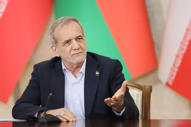 Баку и Тегеран могут еще больше развивать коридор "Север-Юг" – Пезешкиан