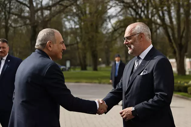 Никол Пашинян и Алар Карис