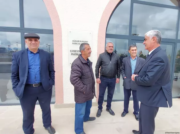 Почти 40 семей бывших вынужденных переселенцев прибыли в Сарыджалы Агдамского района