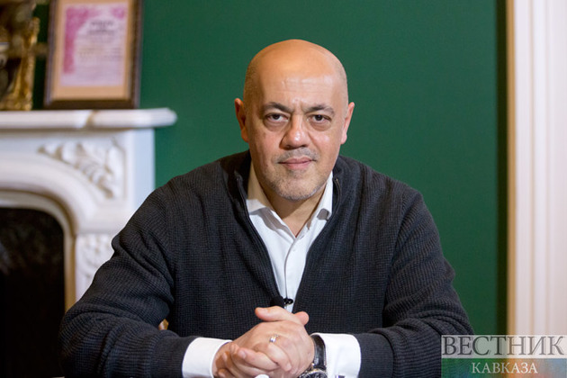 За дирижерским пультом Ялчин Адигезалов