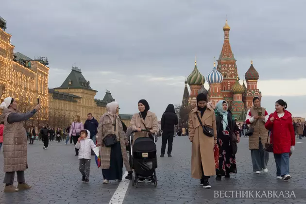 Туристы на Красной площади