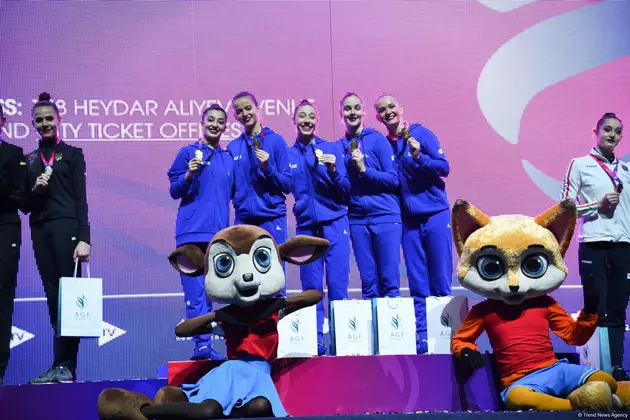 Азербайджанские гимнастки взяли "золото" в групповых упражнениях