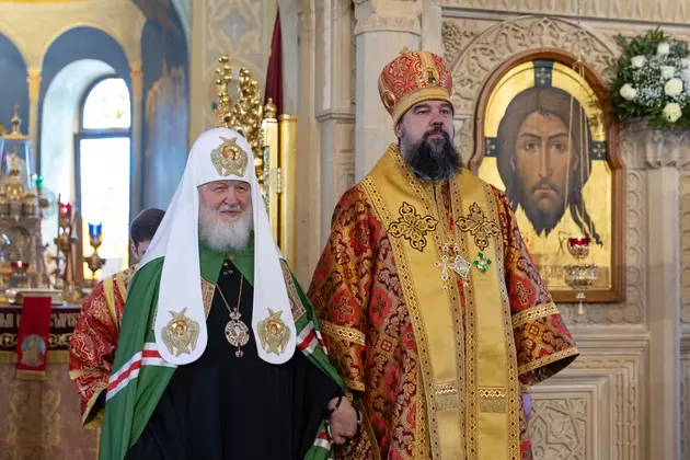 Патриарх Кирилл отслужил литургию в соборе святых Жен-мироносиц в Баку