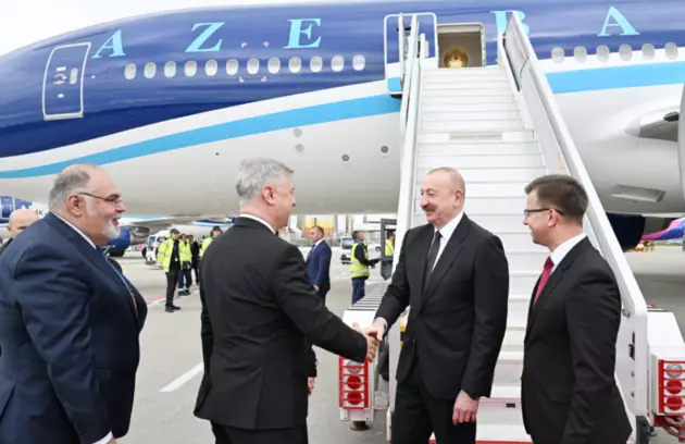Президент Азербайджана прибыл с рабочим визитом в Будапешт