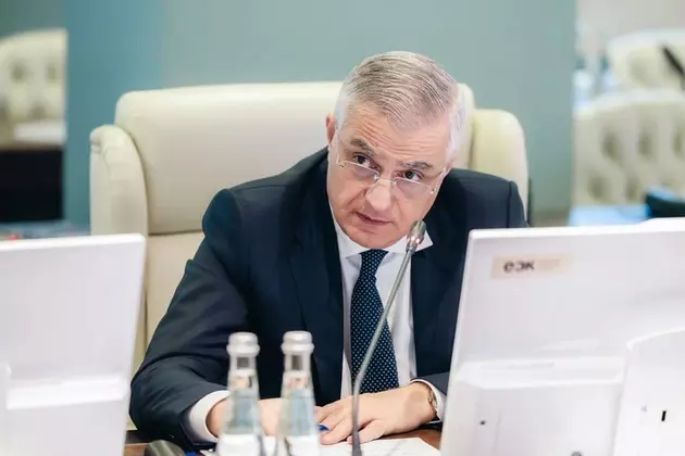 Армянский вице-премьер отправился в Россию