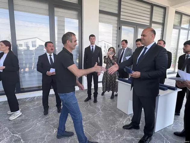 Ключи от новых домов вручили переселенцам в селе Кенгерли Агдамского района