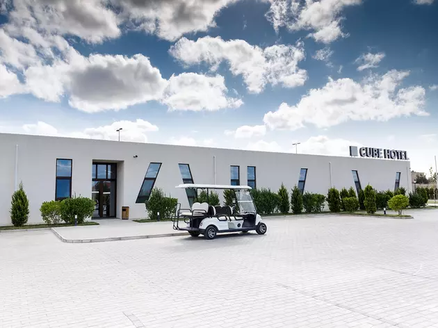 Что такое город-курорт Sea Breeze: где находится, как добраться и когда откроют?