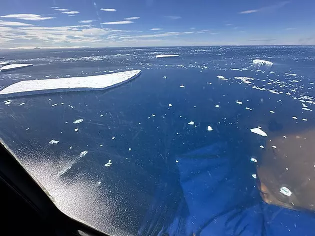 Что подо льдами Антарктиды и чем она отличается от Арктики?