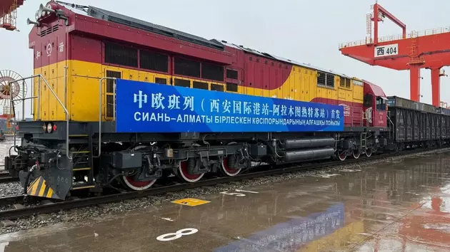 Терминал Жетысу в Казахстане ждет контейнерный поезд из Сианя