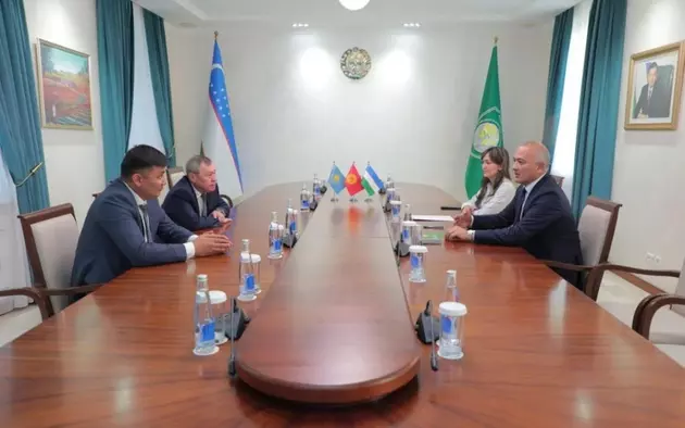 Узбекистан, Казахстан и Киргизия объявляют войну сельхозвредителям