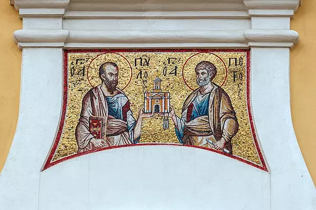 Петров пост 2025: с какого числа, в чем его суть и что можно делать?