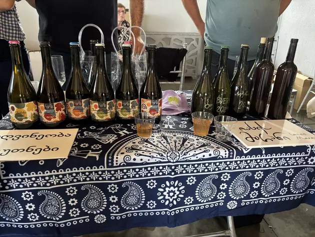 Фестиваль игристого состоялся в Тбилиси