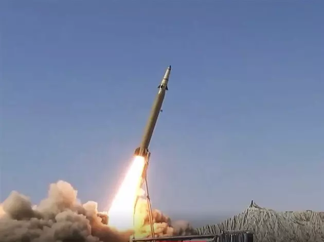 Иран ударил по военной базе США в Катаре