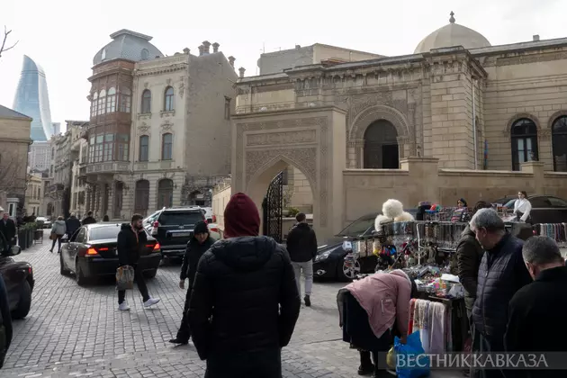 Джума мечеть в Баку