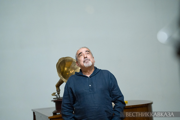 Моноспектакль “Фисташковое дерево“ по рассказу Максуда Ибрагимбекова