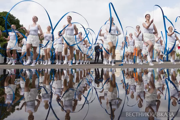 Парад физкультурников в рамках фестиваля “Времена и эпохи“