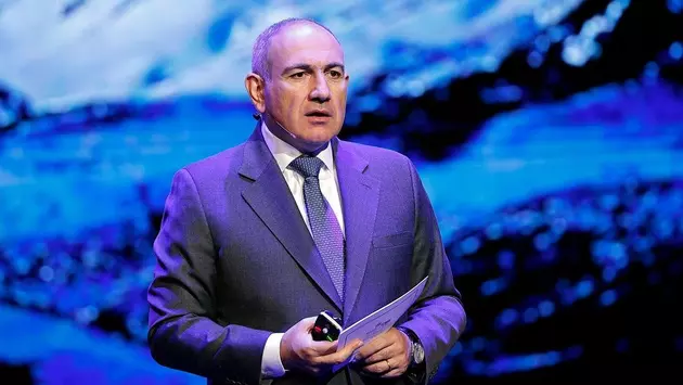 Пашинян требует радикально изменить Конституцию Армении