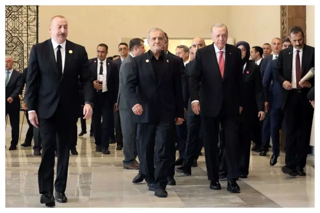 Почему Пезешкиана критикуют в Иране за визит в Азербайджан