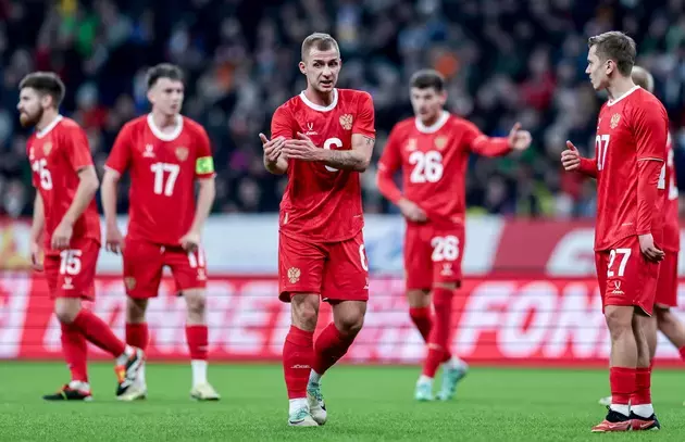 Россия сохранила 35-ю строчку в рейтинге ФИФА