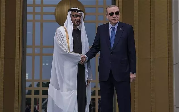 Президент Турции принял в Анкаре президента ОАЭ