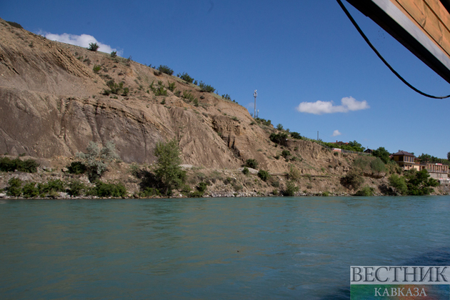 Китай обеспечил Казахстан чистой водой