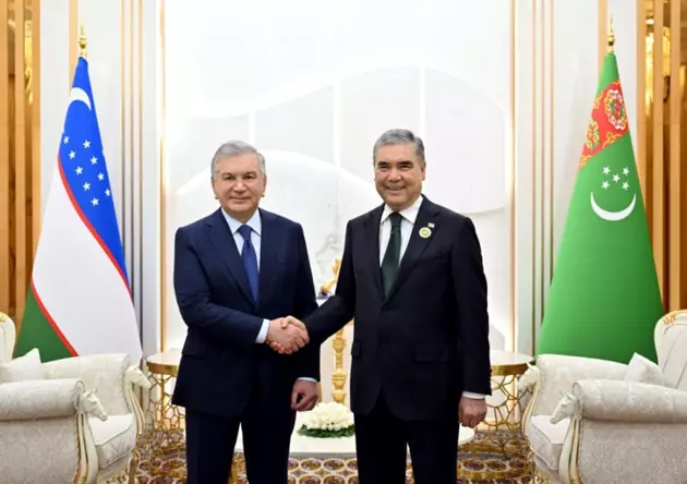 Шавкат Мирзиеев встретился с Гурбангулы Бердымухамедовым