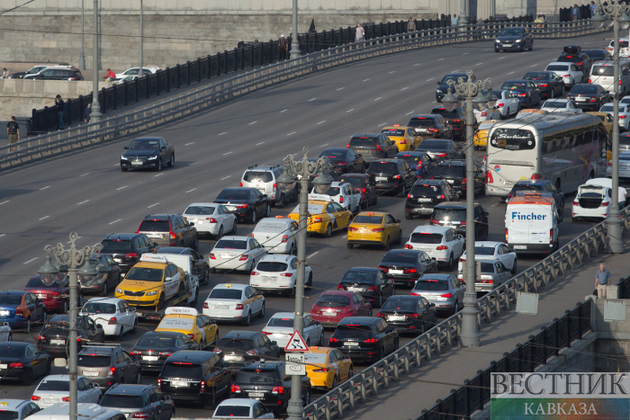 Очередь для проезда в Крым пошла на убыль