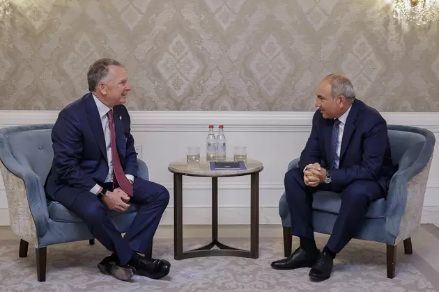 Стив Уиткофф и Никол Пашинян