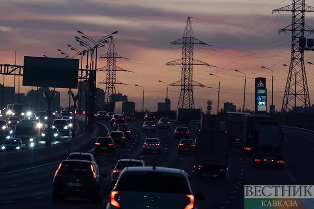 Крымский мост вновь собирает очередь