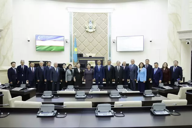 Узбекистан и Казахстан наметили планы развития межпарламентского сотрудничества
