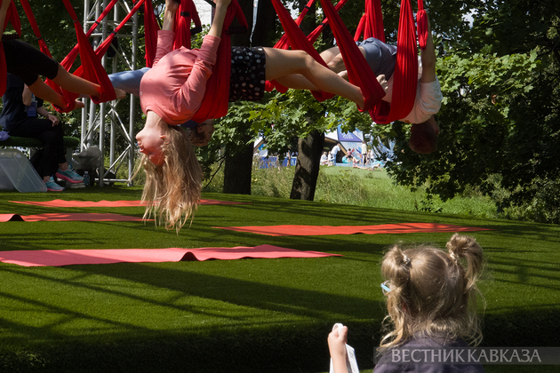 Площадка фестиваля “Территория будущего. Москва 2030“ в Парке 50-летия Октября