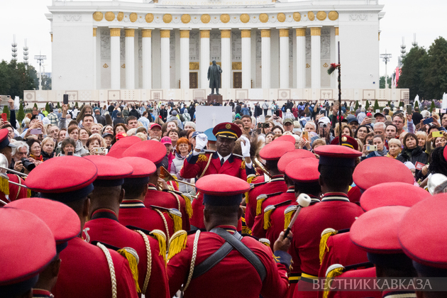 Выступление оркестров “Спасской башни“ на ВДНХ