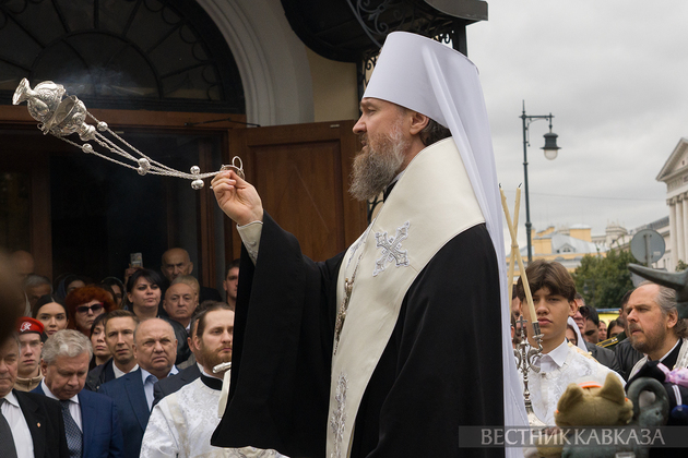 Траурная церемония в память о погибших при теракте в Беслане