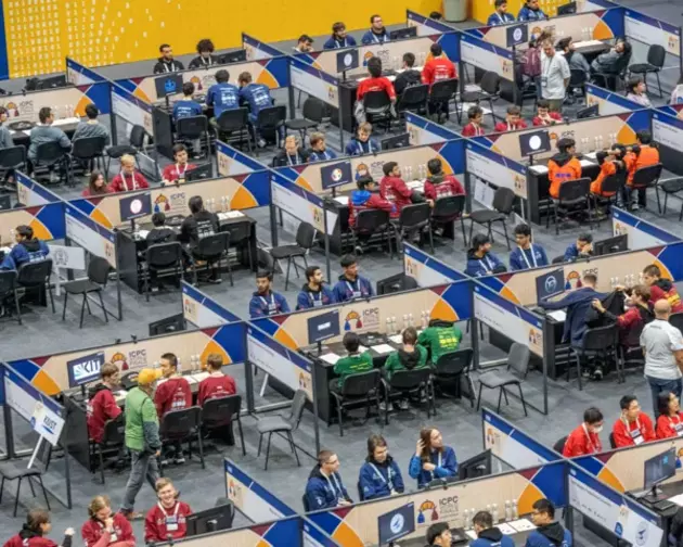 Россияне выиграли Чемпионат мира по программированию в Баку. Что такое ICРС?