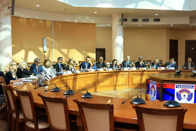 встреча главы Минобороны Армении и послов стран НАТО