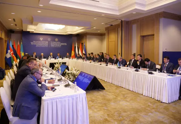 Таможенники России и Азербайджана встретились в Алматы на мероприятии СНГ