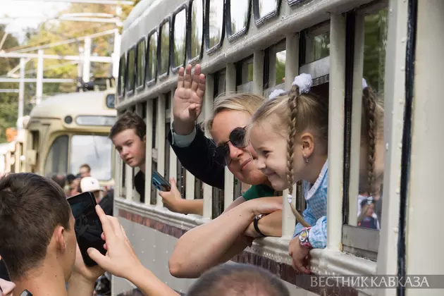 20-й парад исторического транспорта