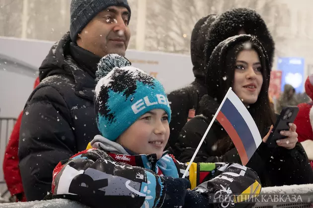 День отца 2025: какого числа, как поздравить и что подарить?