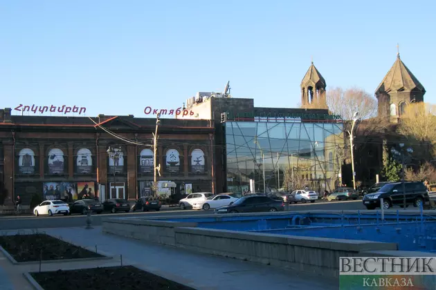 Площадь Вардананц в Гюмри