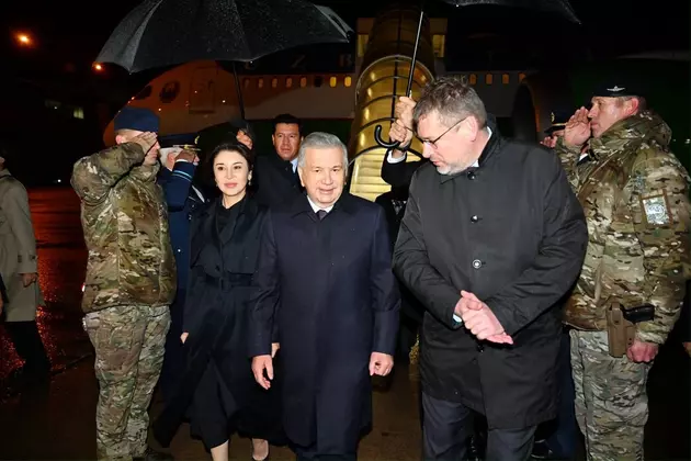 Президент Узбекистана прилетел в Брюссель