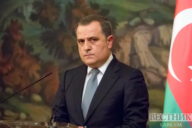 В Оман летит глава МИД Азербайджана