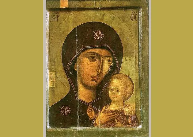 День Казанской иконы Божией Матери 2025: что это за праздник, в чем его важность и что нельзя делать