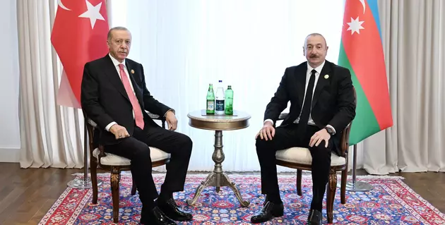 Реджеп Тайип Эрдоган поздравил Ильхама Алиева с годовщиной Победы в Карабахской войне