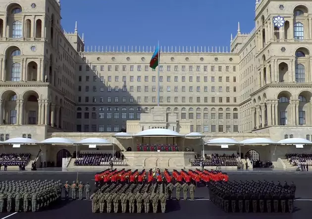 Парад Победы проходит в Баку